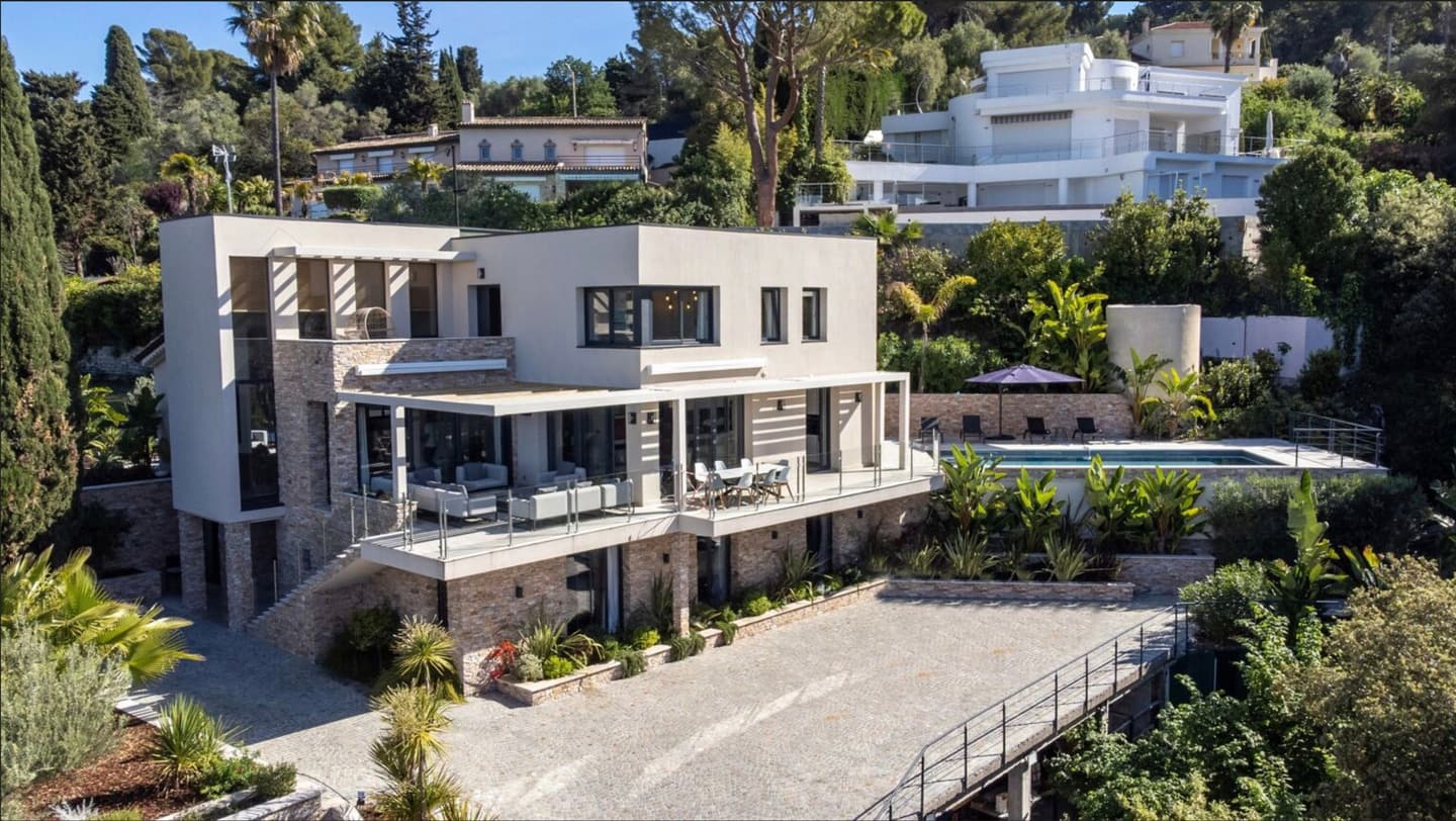 5-bedroom villa in Cannes