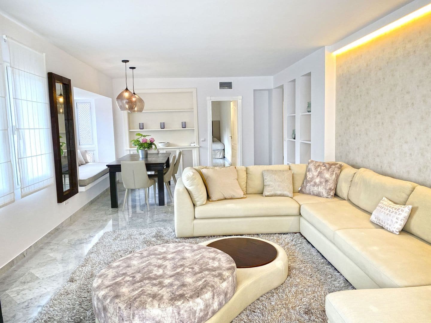 4-bedroom penthouse in Marina Puente Romano