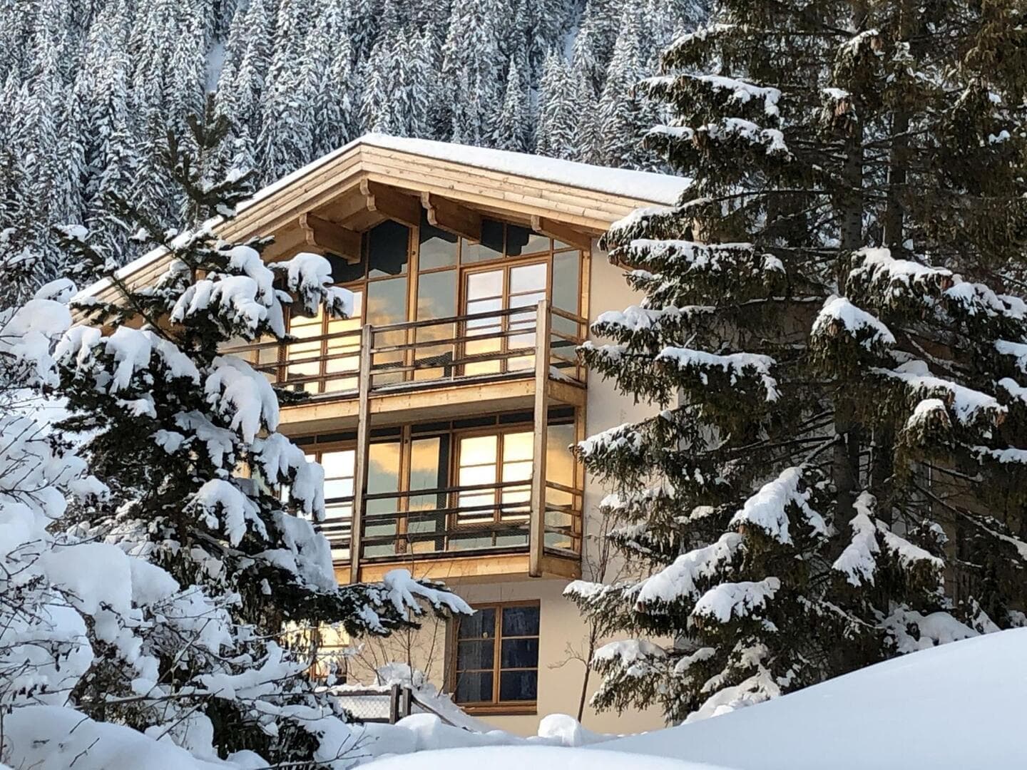 6-bedroom chalet in Sankt Anton