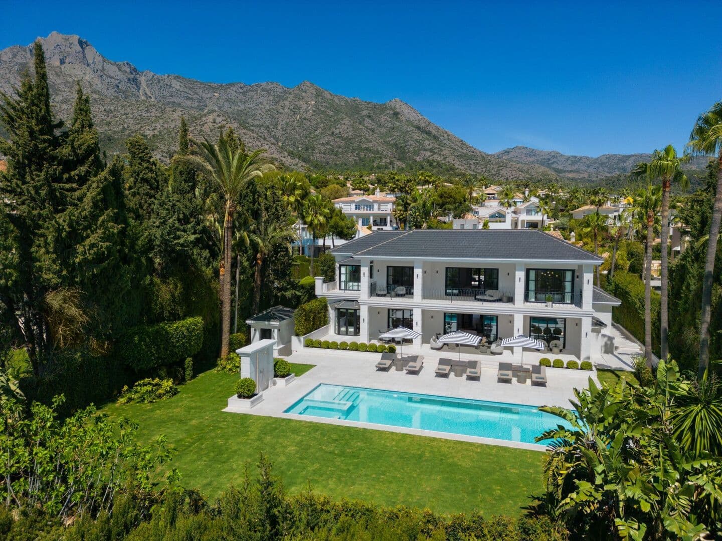 6-bedroom villa in Sierra Blanca